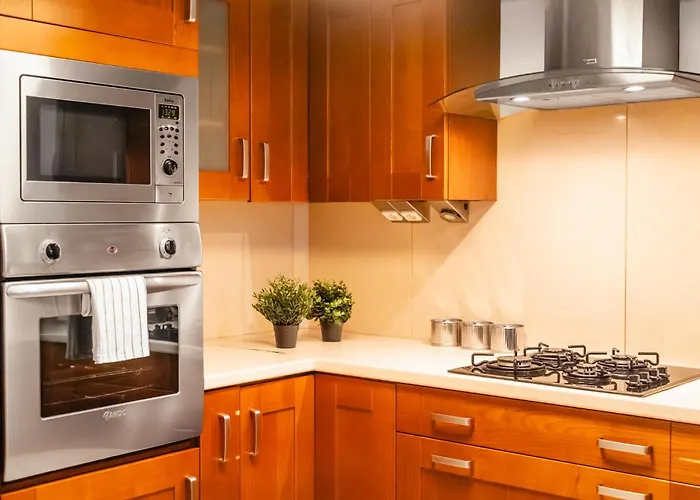 Nowy Swiat Quiet * وارسو