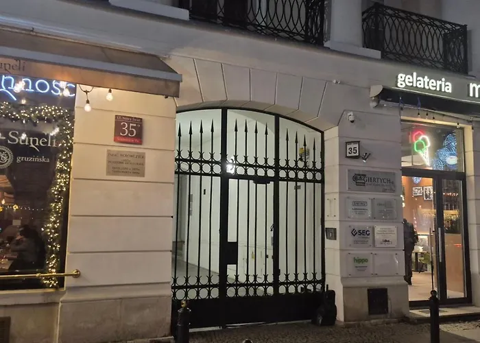 Nowy Swiat Quiet شقة وارسو